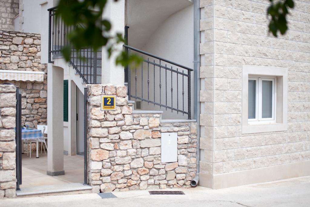 Apartments Baricevic โบล ภายนอก รูปภาพ